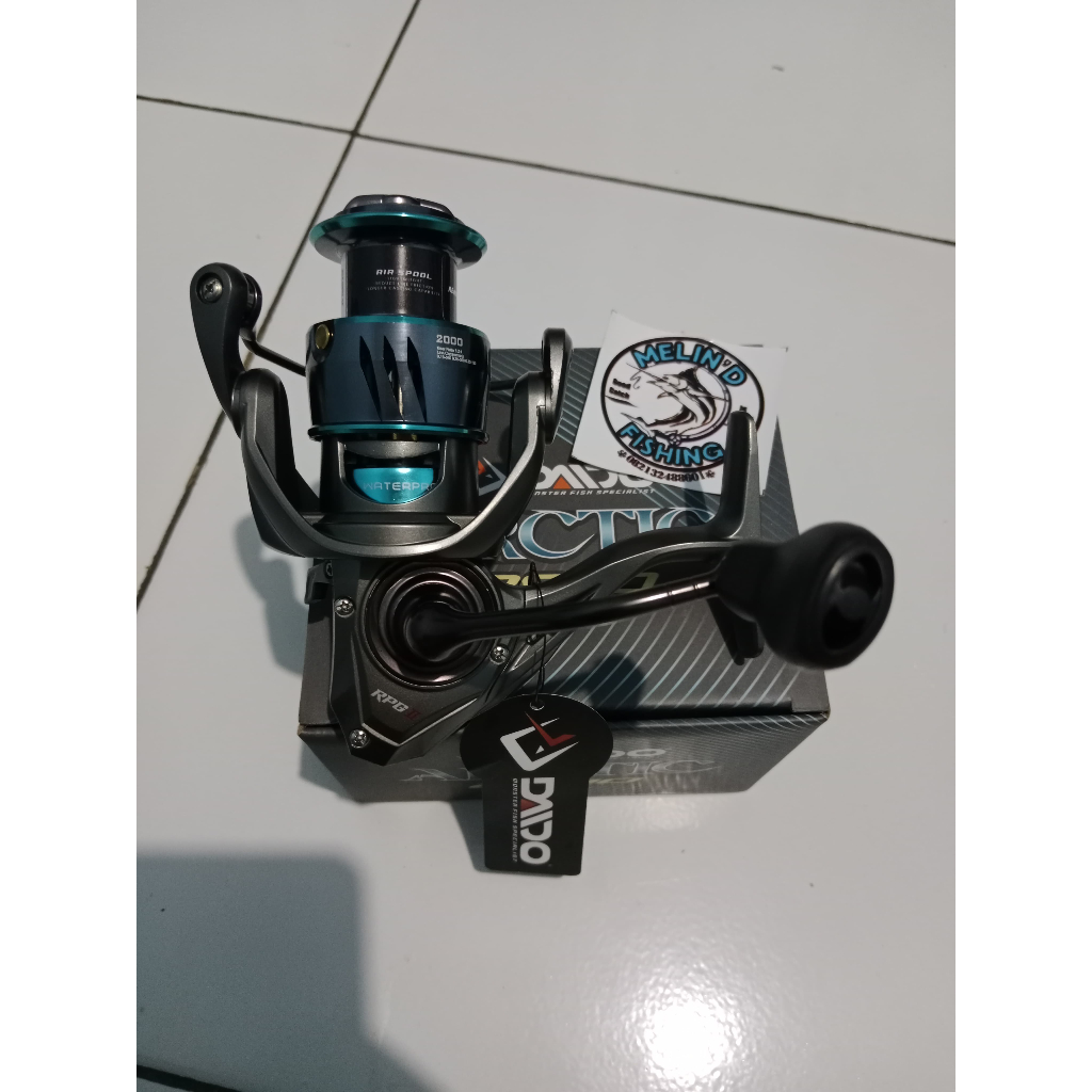 REEL SPINNING DAIDO ARCTIC 2000 POWER HANDLE BLUE