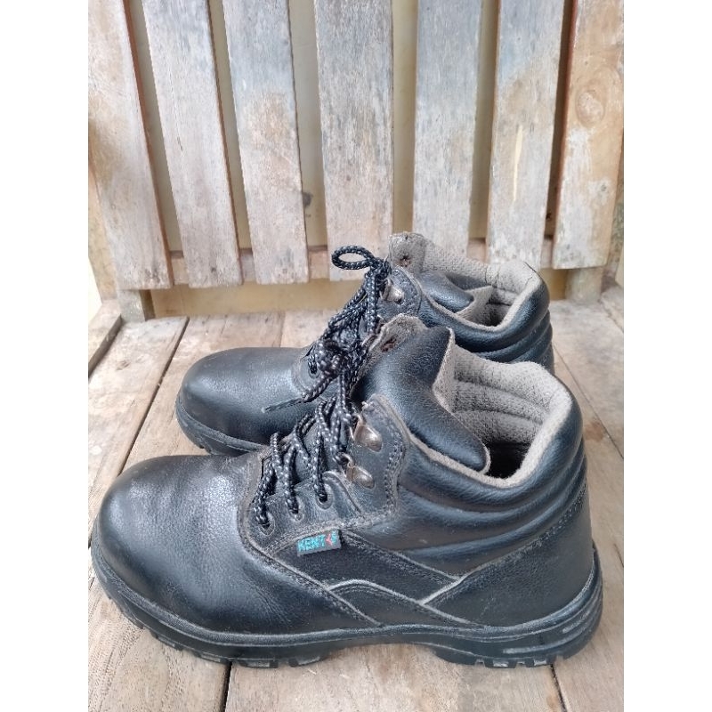 Sepatu Safety Kent Second