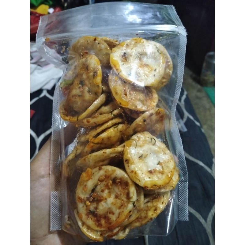 

kripik cipak pedas dan original
