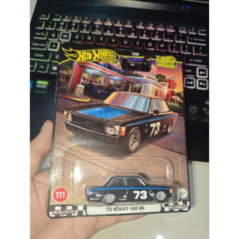 [TERMURAH] Hotwheels Premium Boulevard '73 Volvo 142 GL