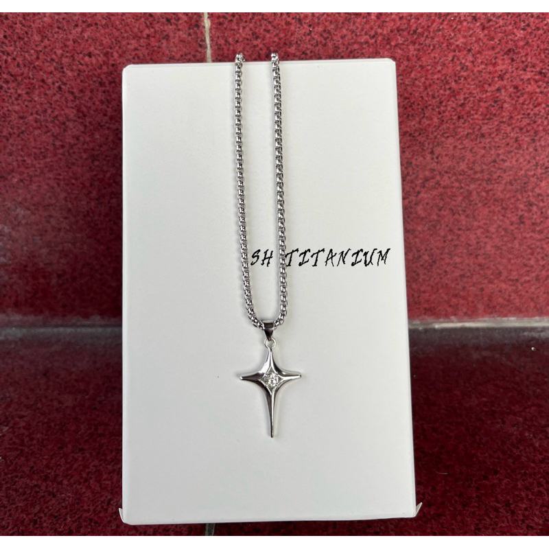 kalung titanium pria dan wanita liontin bintang permata anti luntur