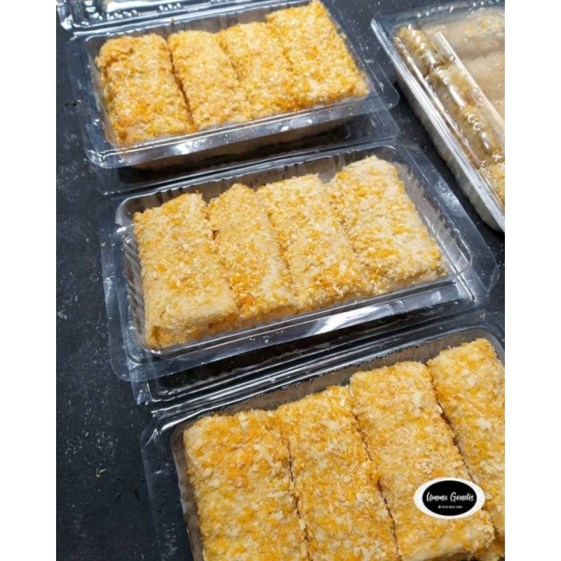 

Risol Kampung Kentang Wortel (isi 10 pcs) Frozen Food