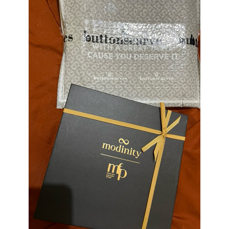 

SALE! BOX KOTAK MODINITY + PITA nya ONLY - by BUTTONSCARVES