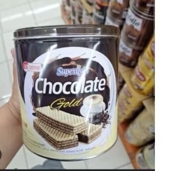 

WAFER SUPERQUIN GOLD COKLAT STAWBERRY KEJU