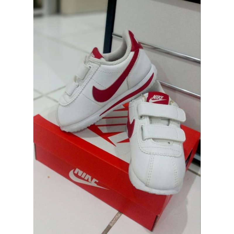 Sepatu Baby Nike