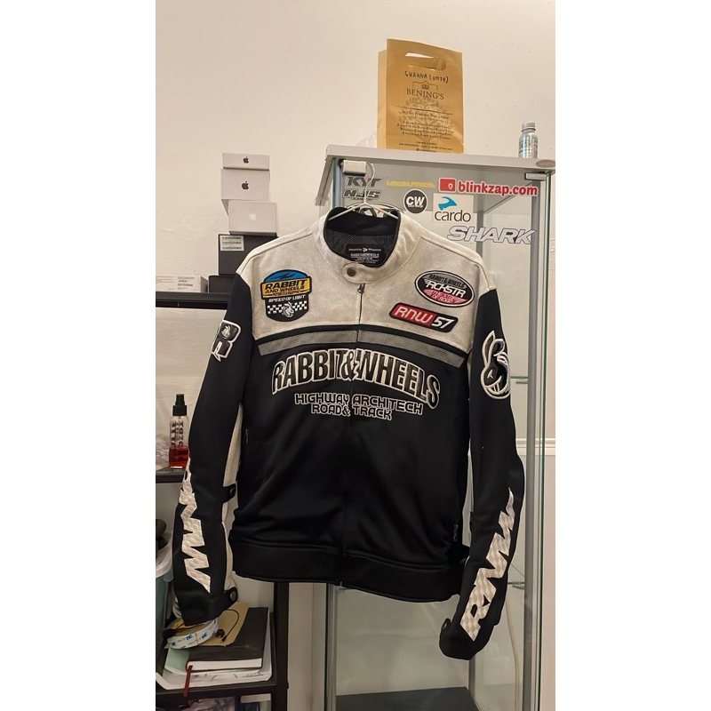 Rabbit and Wheels Rockstar