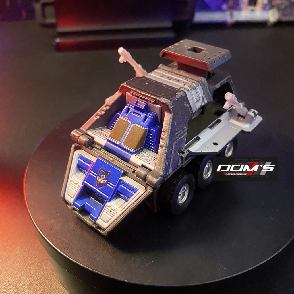 PESAWAT ULTRAMAN - DX MRLS BISON - BANDAI - ULTRAMAN GAIA