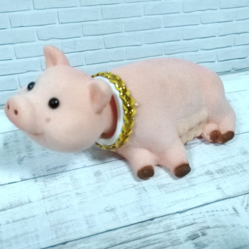 Boneka goyang pajangan dashboard mobil motif boneka babi