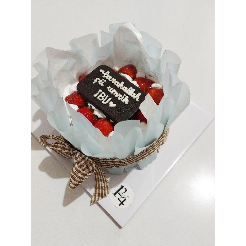 

[Whispers] Burnt Cheese Brownies Strawberry Lumer dan fudgy Cocok Buat Oleh-oleh & Kado