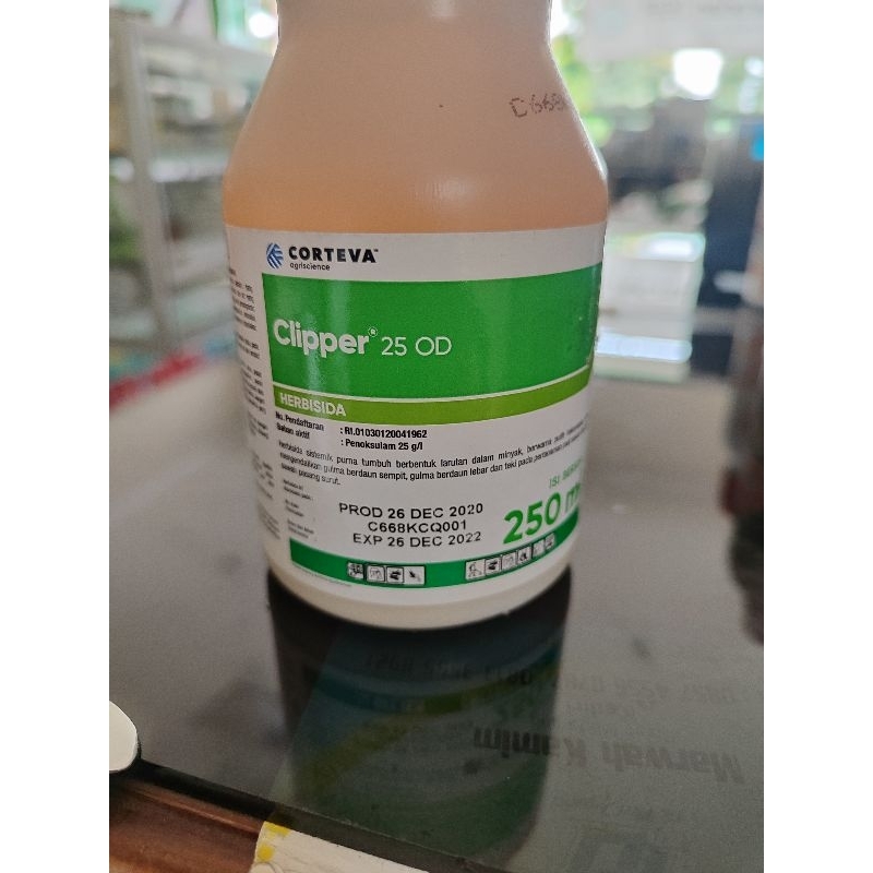 HERBISIDA CLIPPER 25 OD kemasan 250ml
