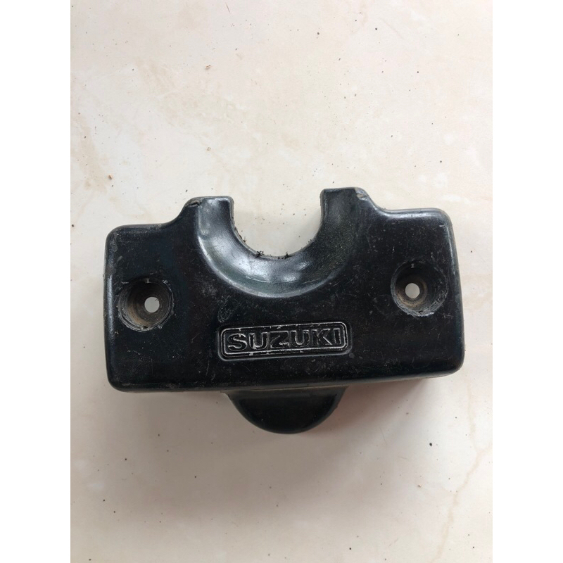 cover stang suzuki TRS original