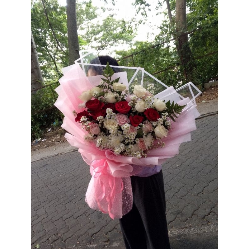BOUQUET BUNGA ASLI BOUQUET BUNGA WISUDA BUKET BUNGA SEMARANG BUKET BUNGA ASLI BOUQUET BUNGA SEMARANG