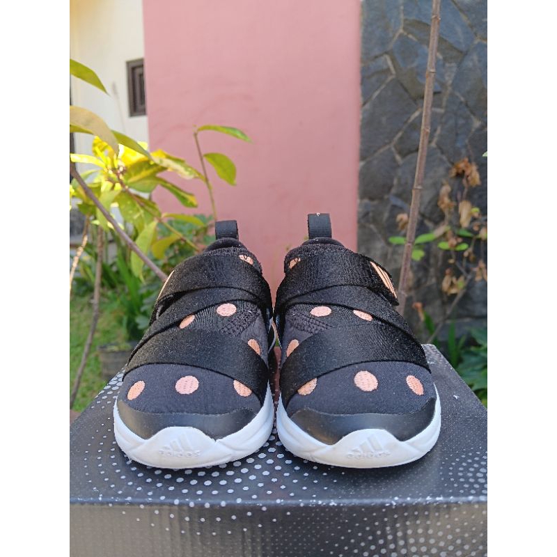 Preloved Sepatu Adidas Anak