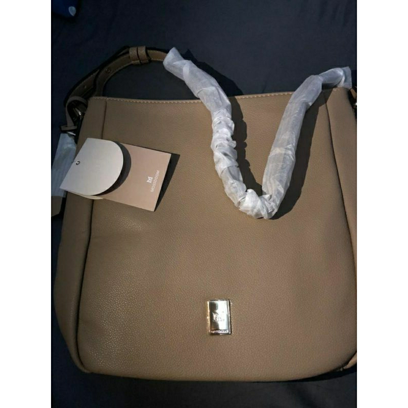 Wts want to sell Tas Moosdoom Twyne Bag warna apricot (NEW)