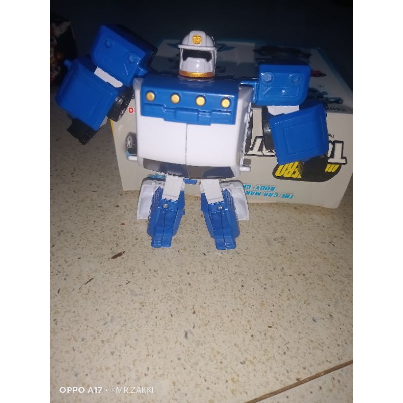 Mainan Robot Yang Bisa Berubah Jadi Mobil Derek/ Toobott Mini Zero., Toy