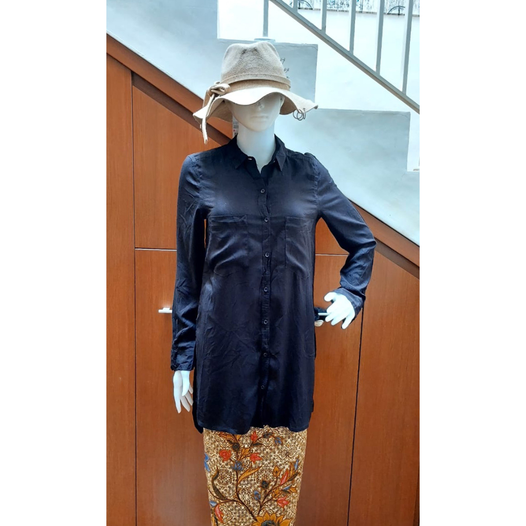 LOGO JEANS ORIGINAL. KEMEJA TUNIK WITH TAG