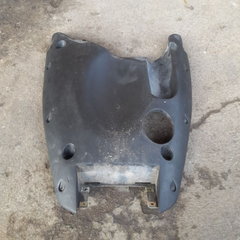 SAMBUNGAN SPAKBOR SLEBOR BELAKANG KYMCO FREE LX BEKAS ORIGINAL