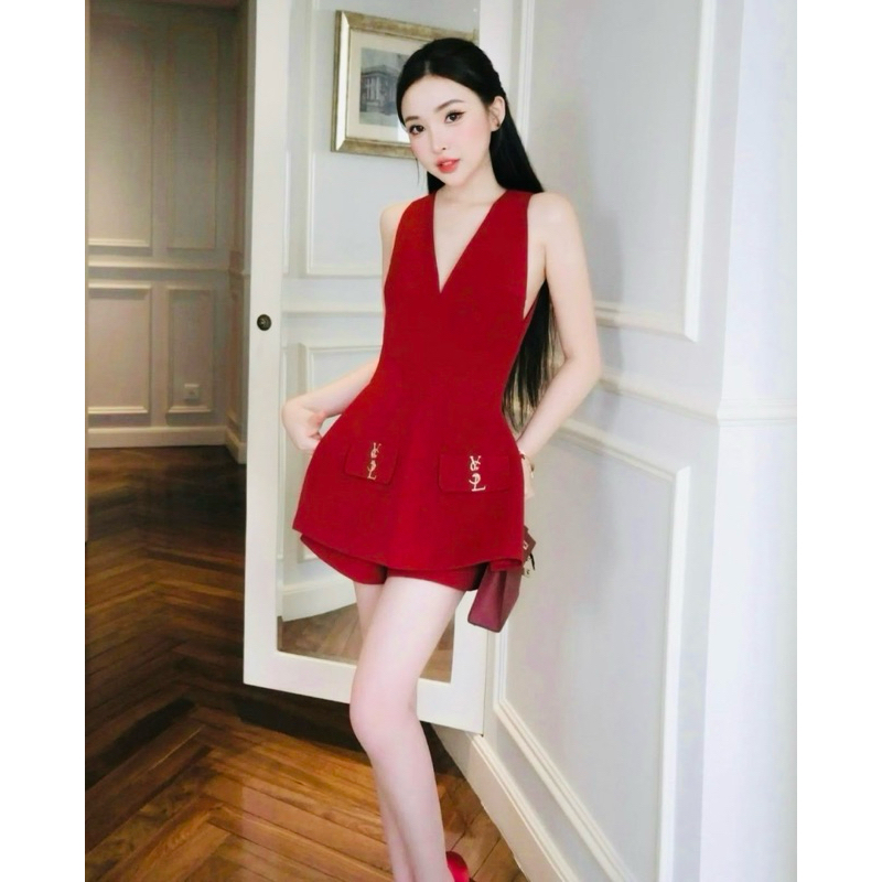 jumpsuit Merah