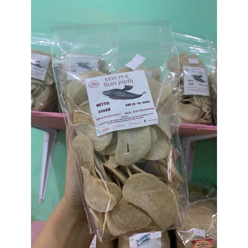 

Kerupuk ikan pipih 250gr