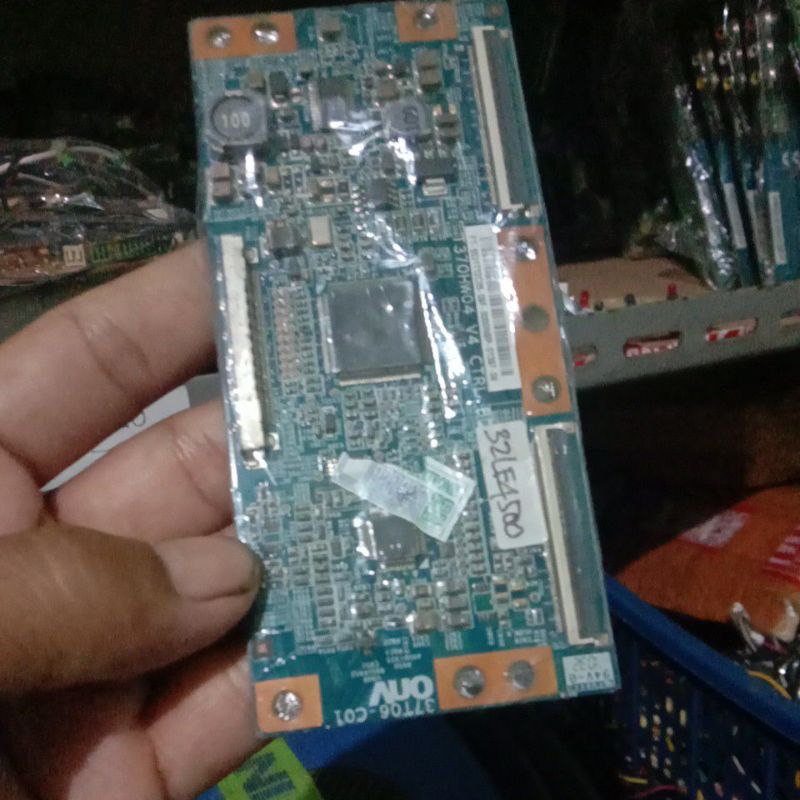 Tcon TV LED Sharp Type 32LE4500