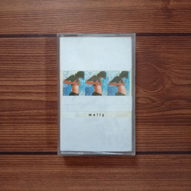 Kaset MELLY