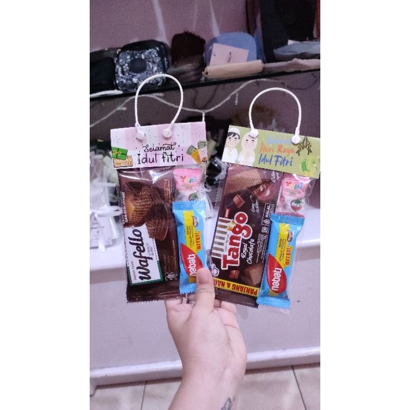 

READY STOCK HAMPERS SNACK ANAK MINI LEBARAN IDUL FITRI 2025