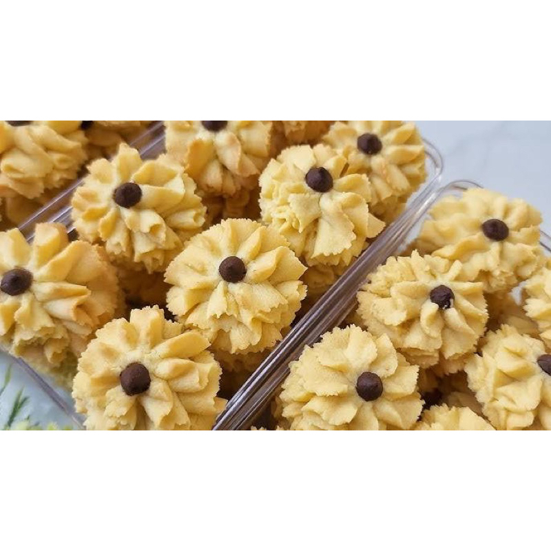 

Kue Sempret Bunga