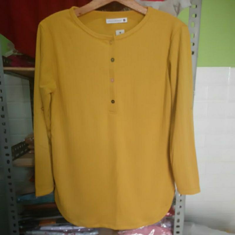 Kaos / Atasan Phenomenal