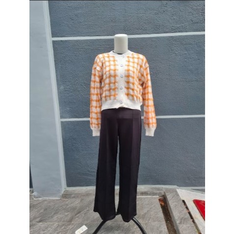 One Set Snow Crop Cardigan Korean Style Atasan Wanita Crop Cardigan / Kulot Scuba Wanita Kualitas  P