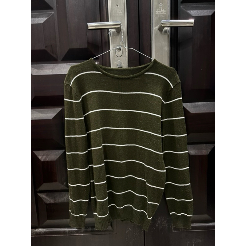 PRELOVED SWEATER RAJUT SWEATSHIRT BAJU HANGAT WANITA KOREAN LOOK ARMY GARIS GARIS