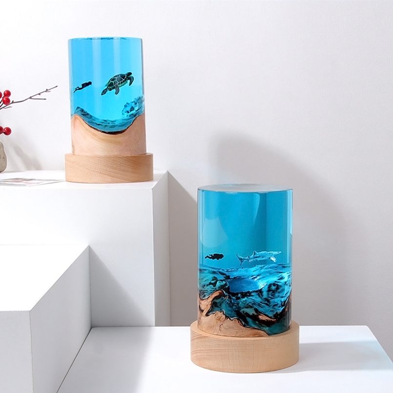 Pajangan Meja Pemandangan Laut Gift Unik Aesthetic/ Deep Ocean Tube Resin Decorations 4235 - Ikan