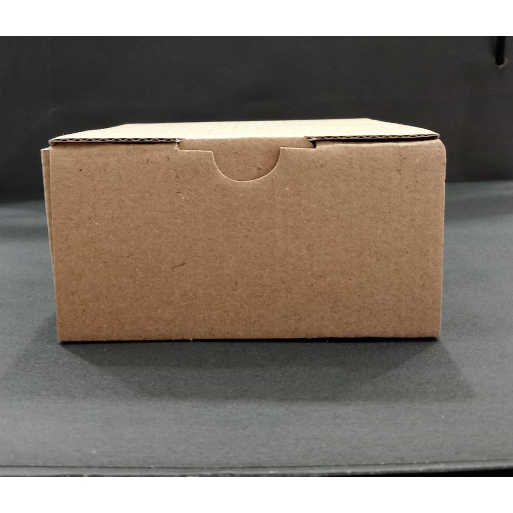

Box Eflute/ Box Hampers/ Box Kado/ISI 10PCS