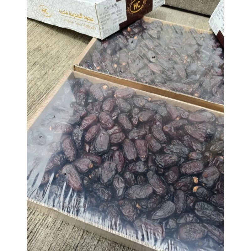 

Kurma Safawi Ukuran 5Kg Kualitas Terbaik Dan Best Seller - Makanan Beku - Frozen, Zuriat