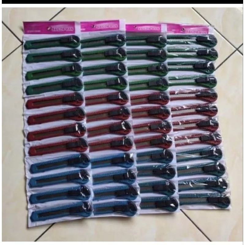 

Cutter pisau serbaguna 1 Lusin isi 12 pcs