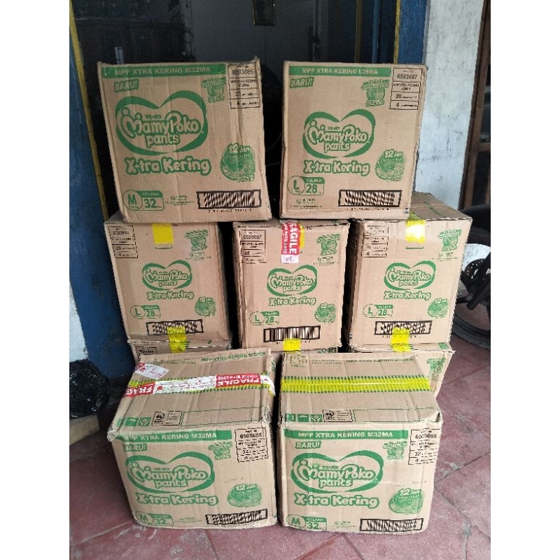 pempes mamypoko extra kering 1karton S M L