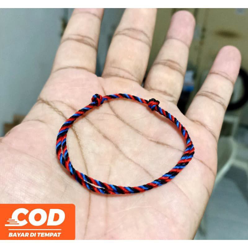Gelang Tridatu Merah Biru Hitam