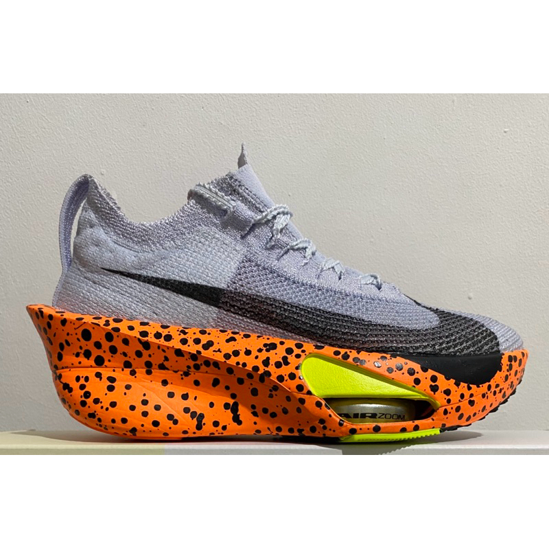 man women running shoes alphafly next 3 flyplate