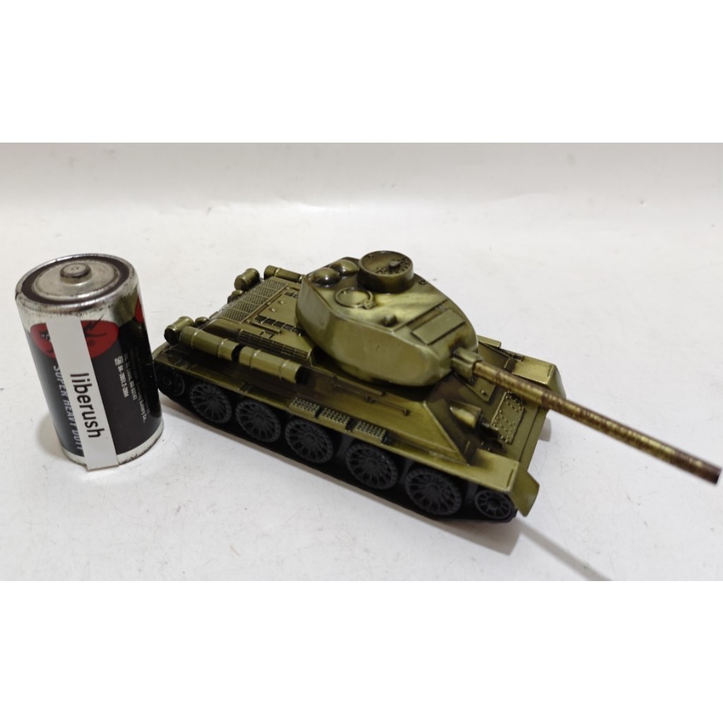 Diecast metal battle tank miniature army military vehicle tin toys display