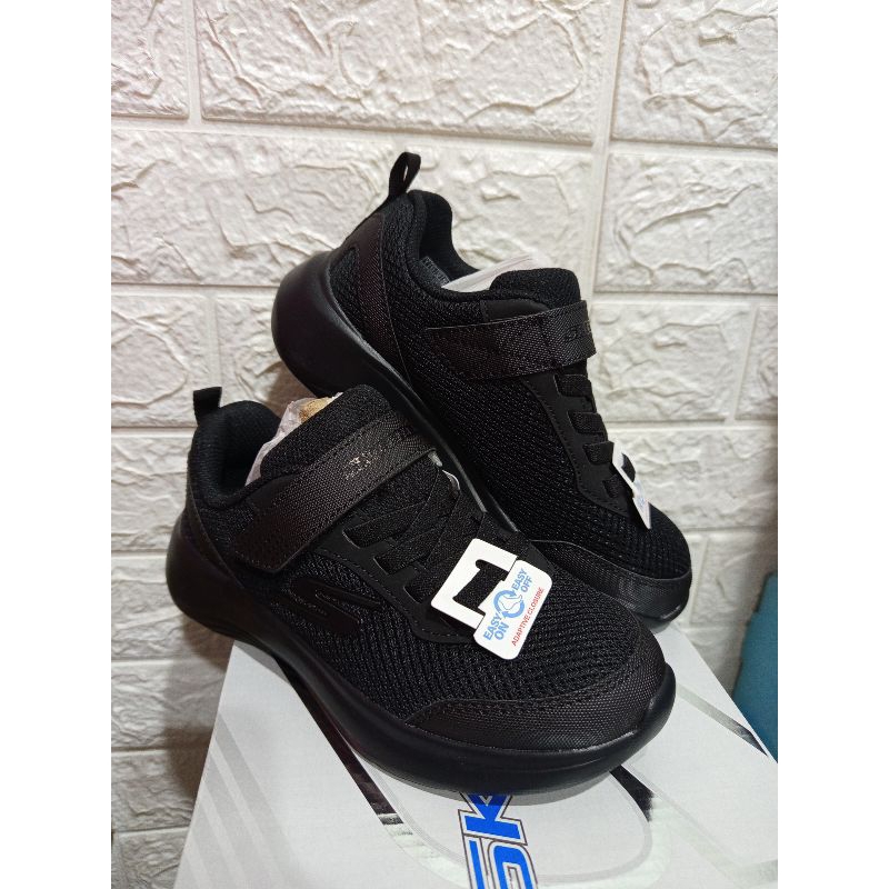 Sepatu Sekolah Anak Hitam Skechers 403615L/BBK