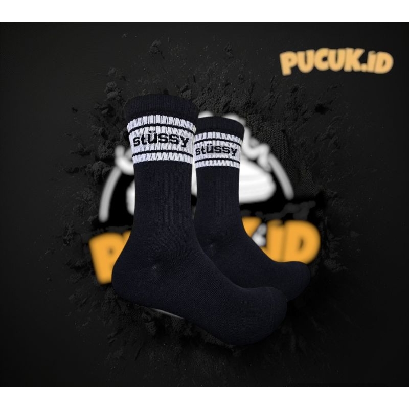Kaos kaki Oldskool motif skate Stussy Hitam