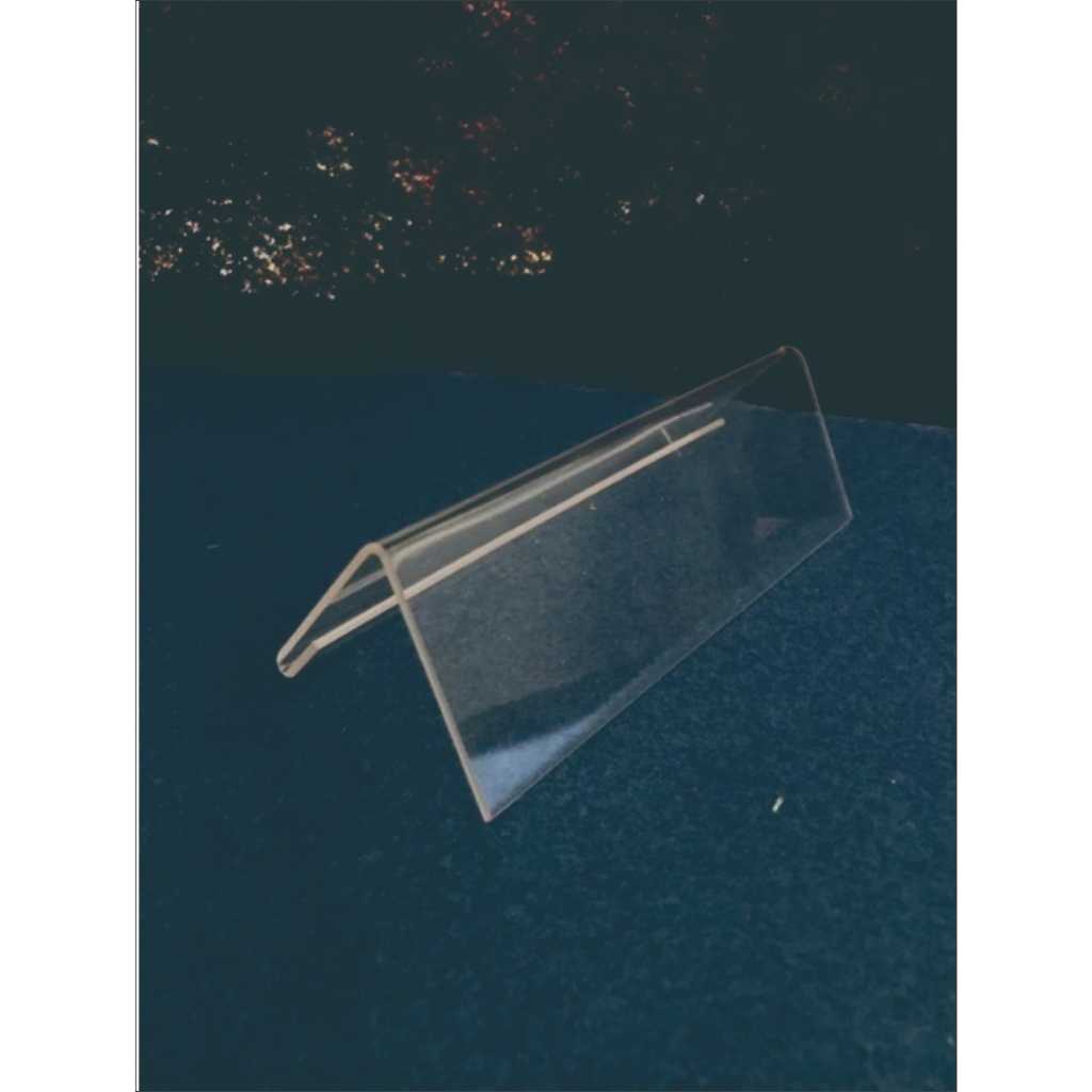 

papan nama meja akrilik 7cm x 20 cm satu sisi