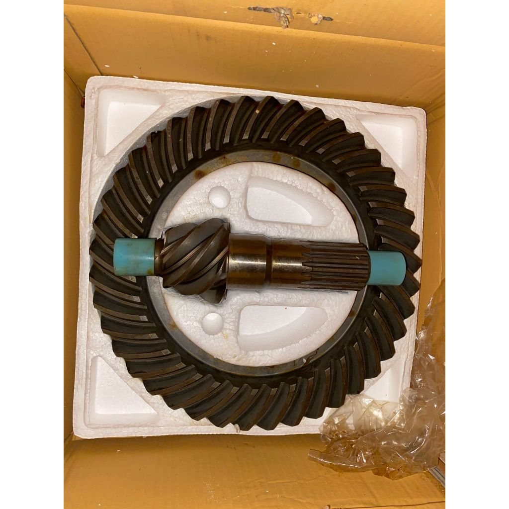 GEAR SET GIR SET GIGI NANAS / CROWN WHEEL PINION ISUZU ELF NKR66/NKR71 RASIO (6-41)