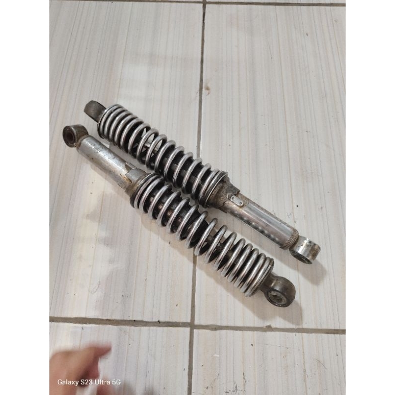 Shock Belakang GL100 Original Copotan