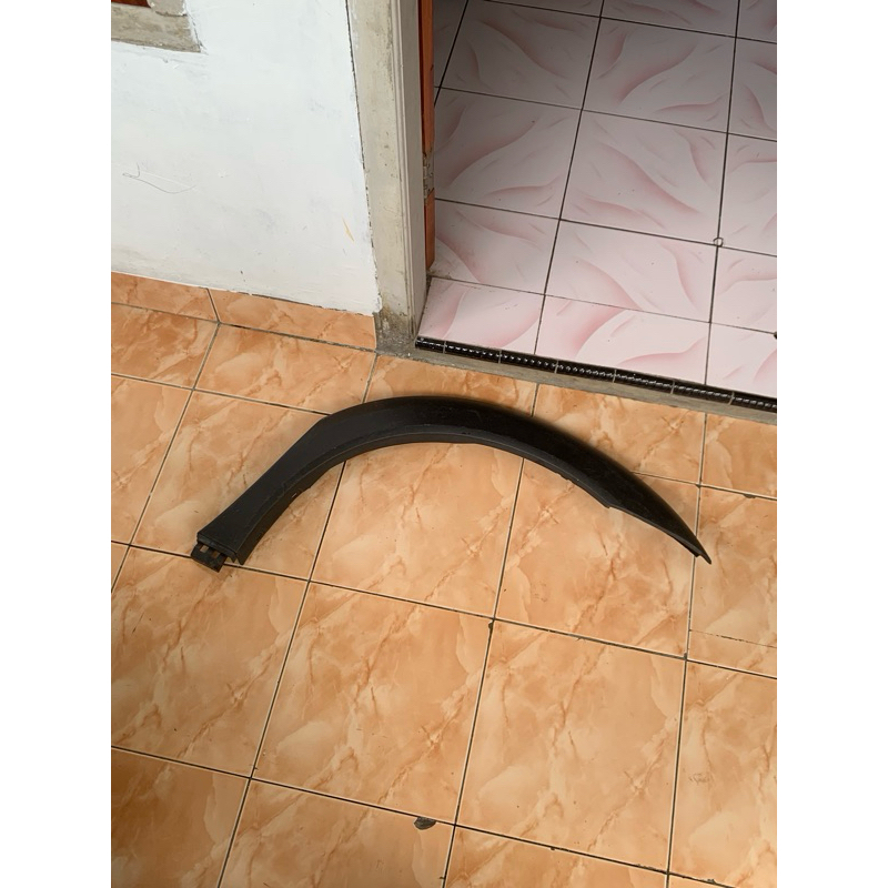 OVER FENDER DEPAN NISSAN LIVINA X GEAR