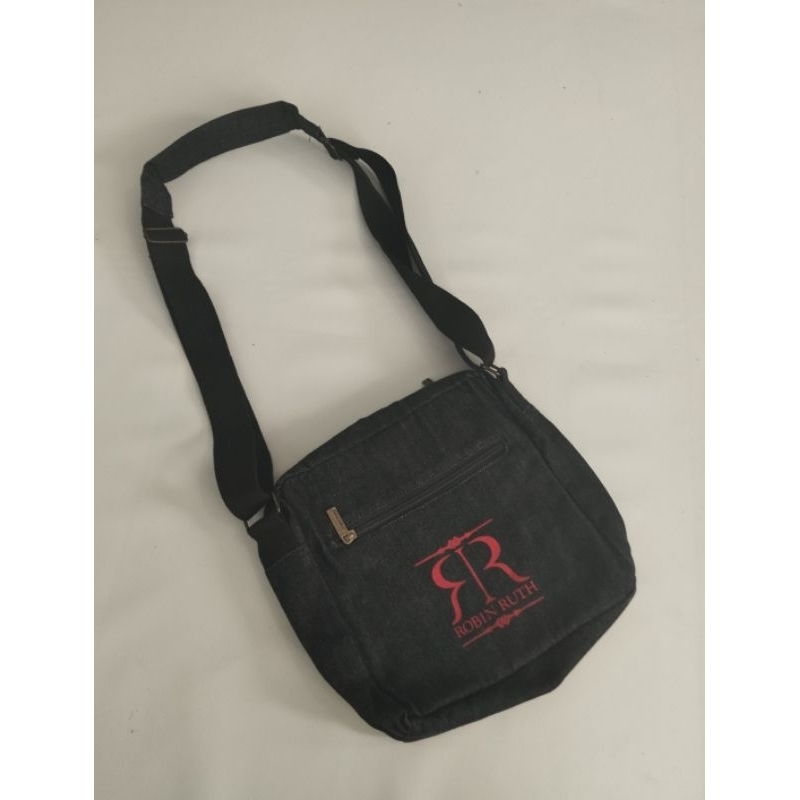 tas selempang by Robin Ruth Sling bag