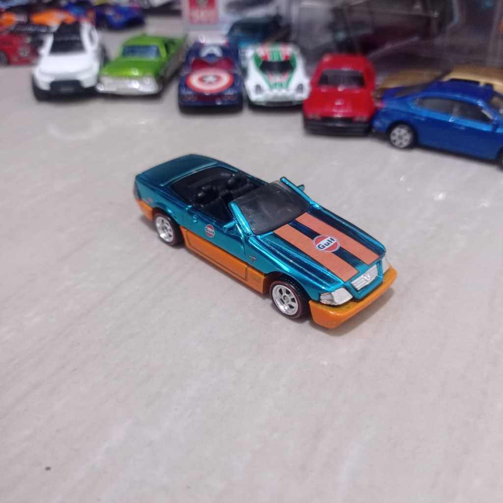 Hotwheels hot wheels premium ban karet custom Mercedes 500sl gulf loose