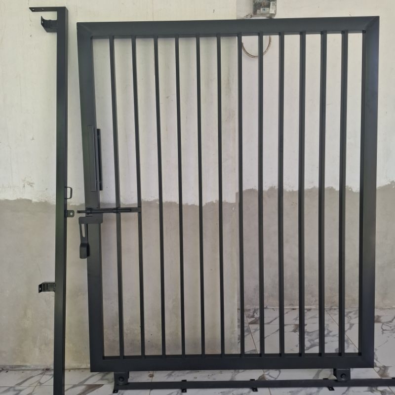 Pintu Pagar Dorong Pintu Besi