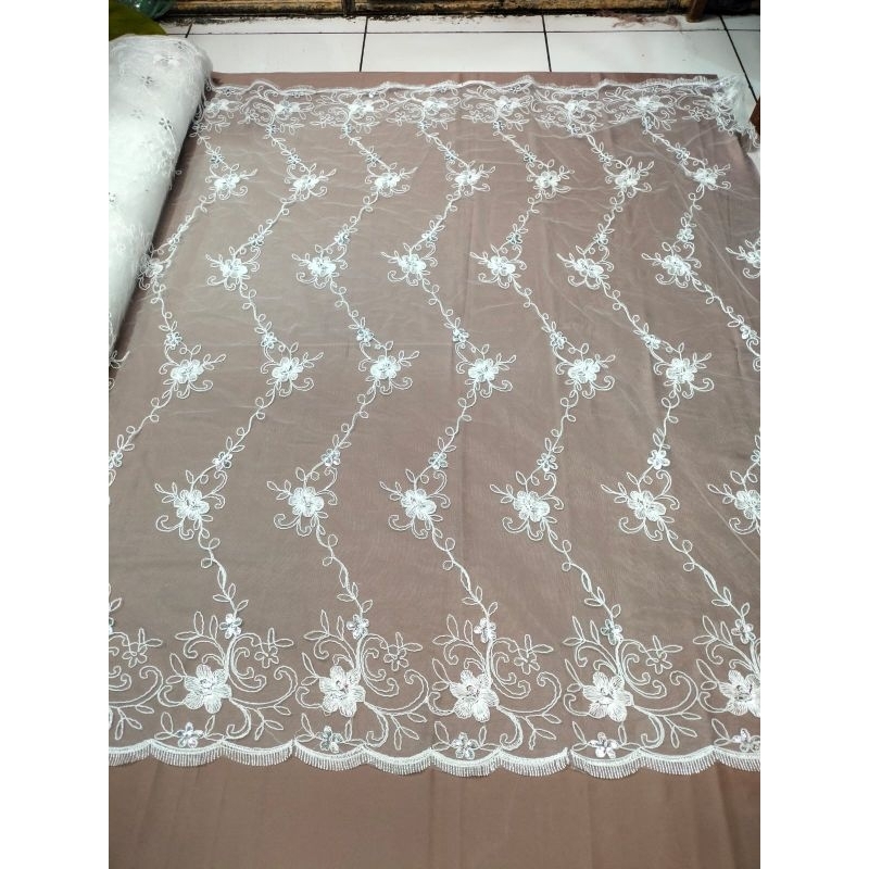 kain/bahan tile bordir bunga/motif renda