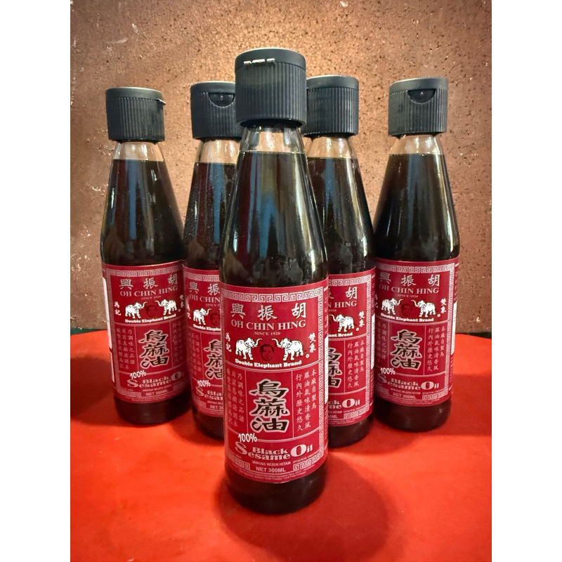 

minyak wijen hitamimport/ pure black sesame oil OH CHIN HING 300ml