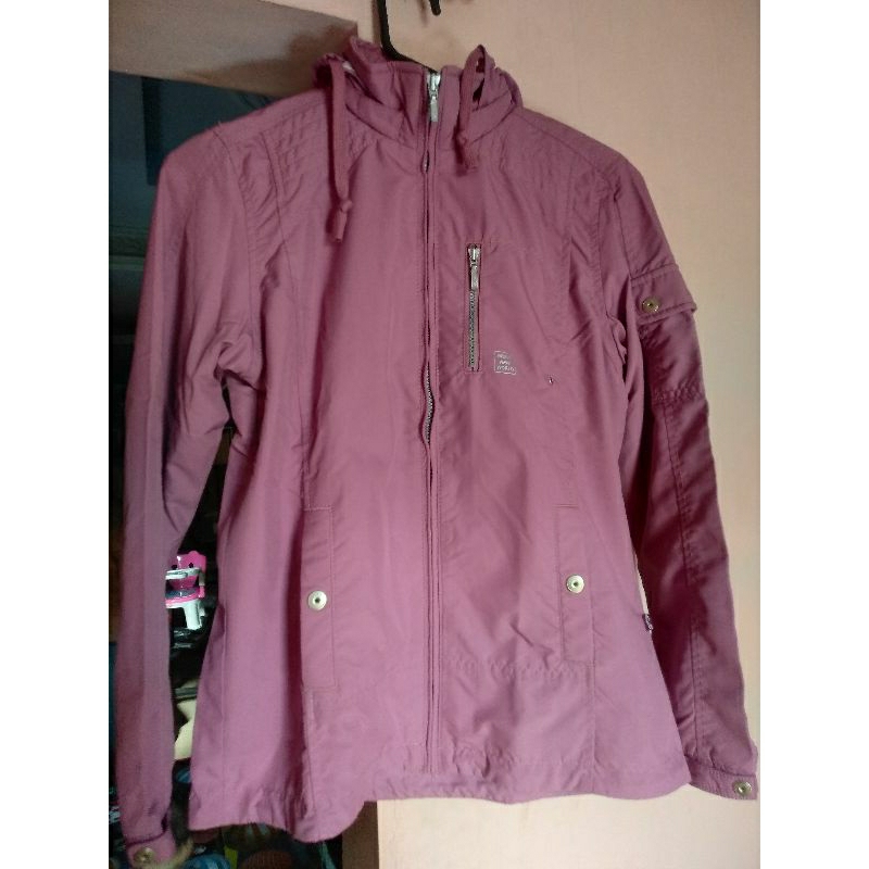 Jaket parasut merk AKO